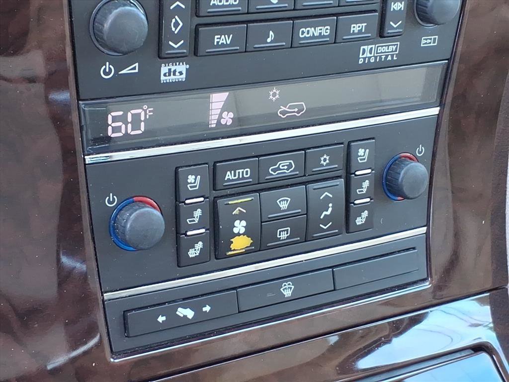 Used 2008 Cadillac Escalade EXT image 27