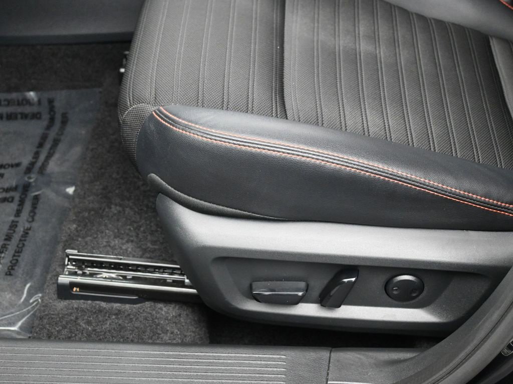 Used 2025 Nissan Rogue SV w/ Rock Creek Premium Package image 19