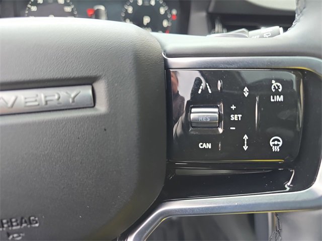 Used 2025 Land Rover Discovery Sport S image 18