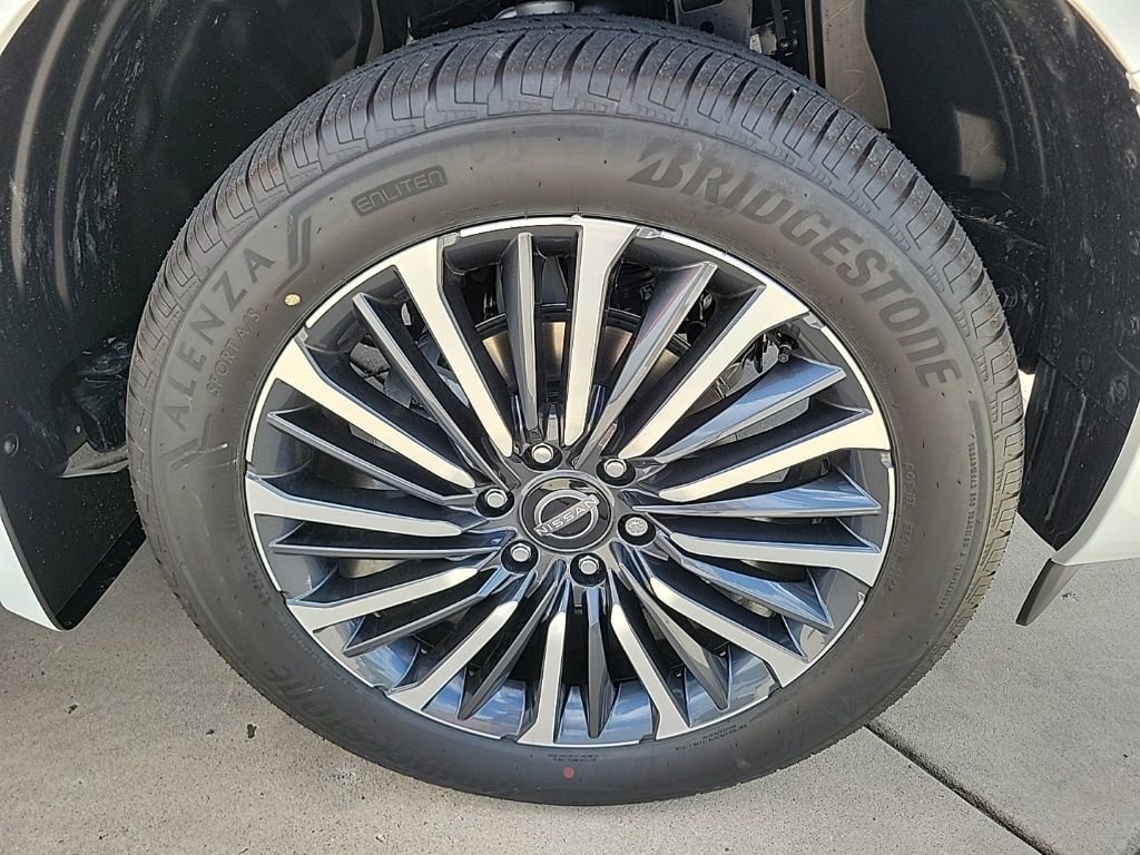 New 2025 Nissan Armada Platinum Reserve image 9