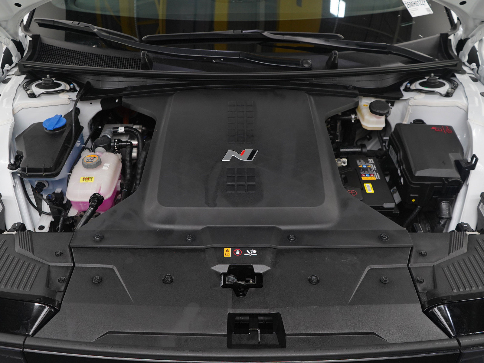 Certified 2025 Hyundai Ioniq 5 N AWD/4WD image 30