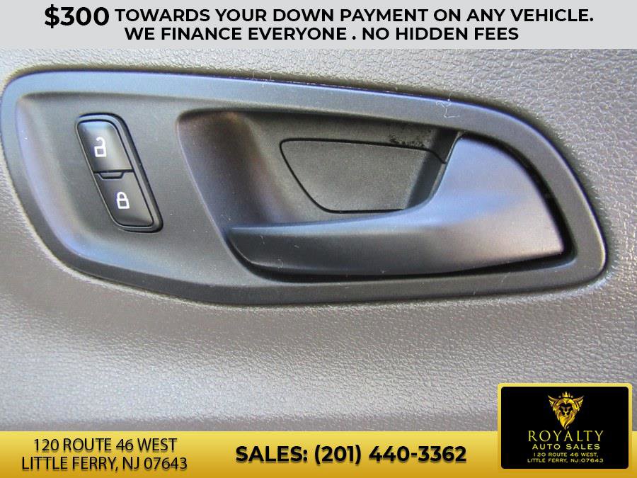 Used 2020 Ford Transit 250 Medium Roof w/ Load Area Protection Package image 27