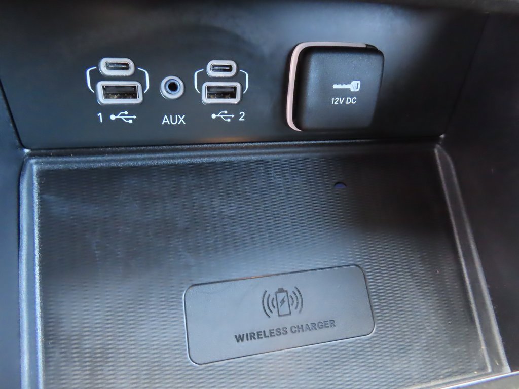 Certified 2024 Jeep Grand Cherokee Altitude image 8