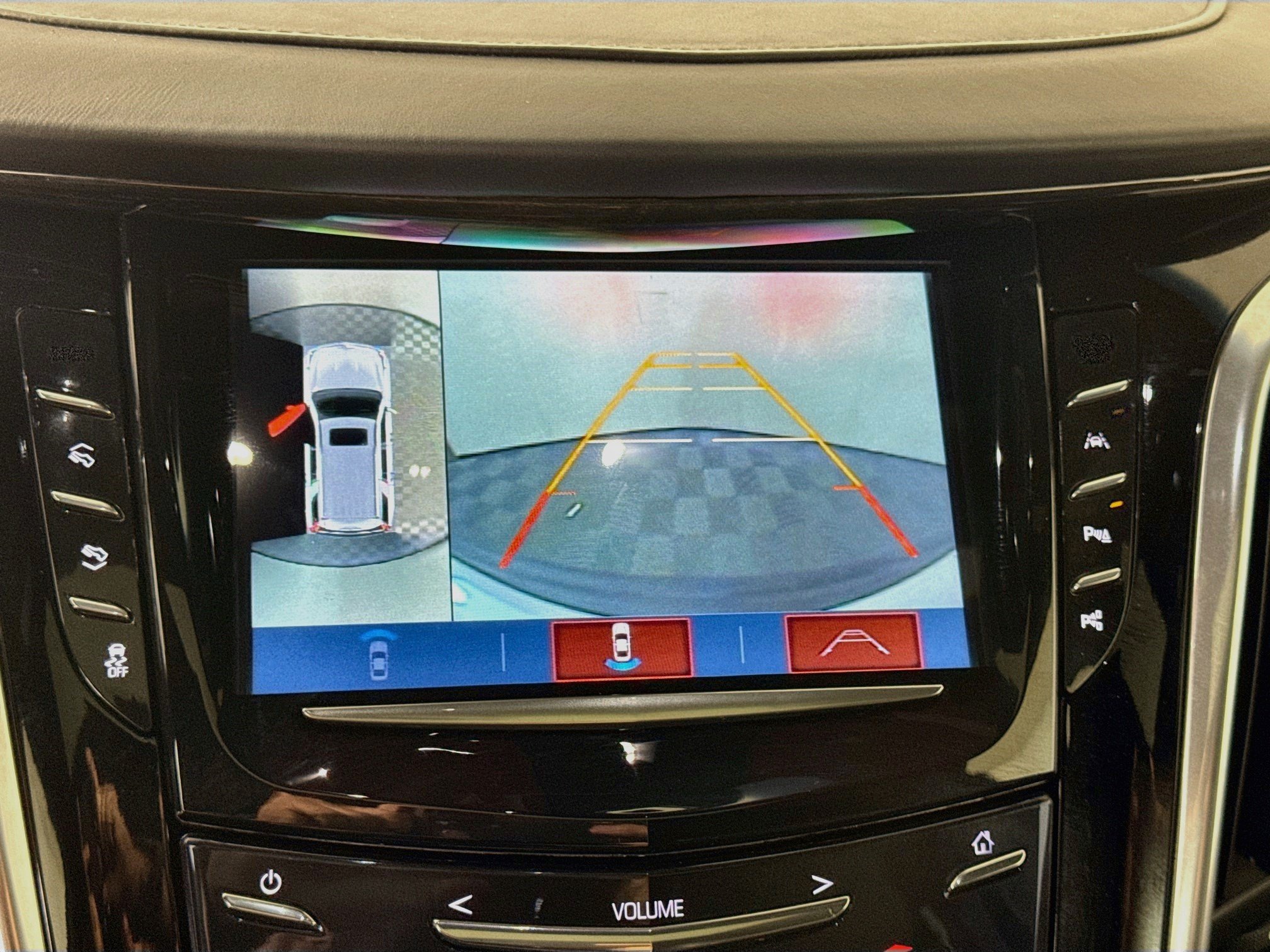 Used 2019 Cadillac Escalade Platinum AWD/4WD image 19