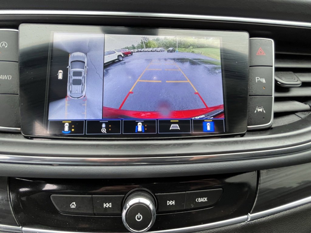 Used 2024 Buick Enclave Premium image 7