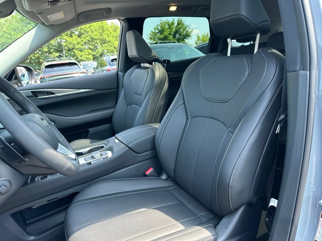 New 2027 INFINITI QX60 Luxe w/ Family Package AWD/4WD image 40