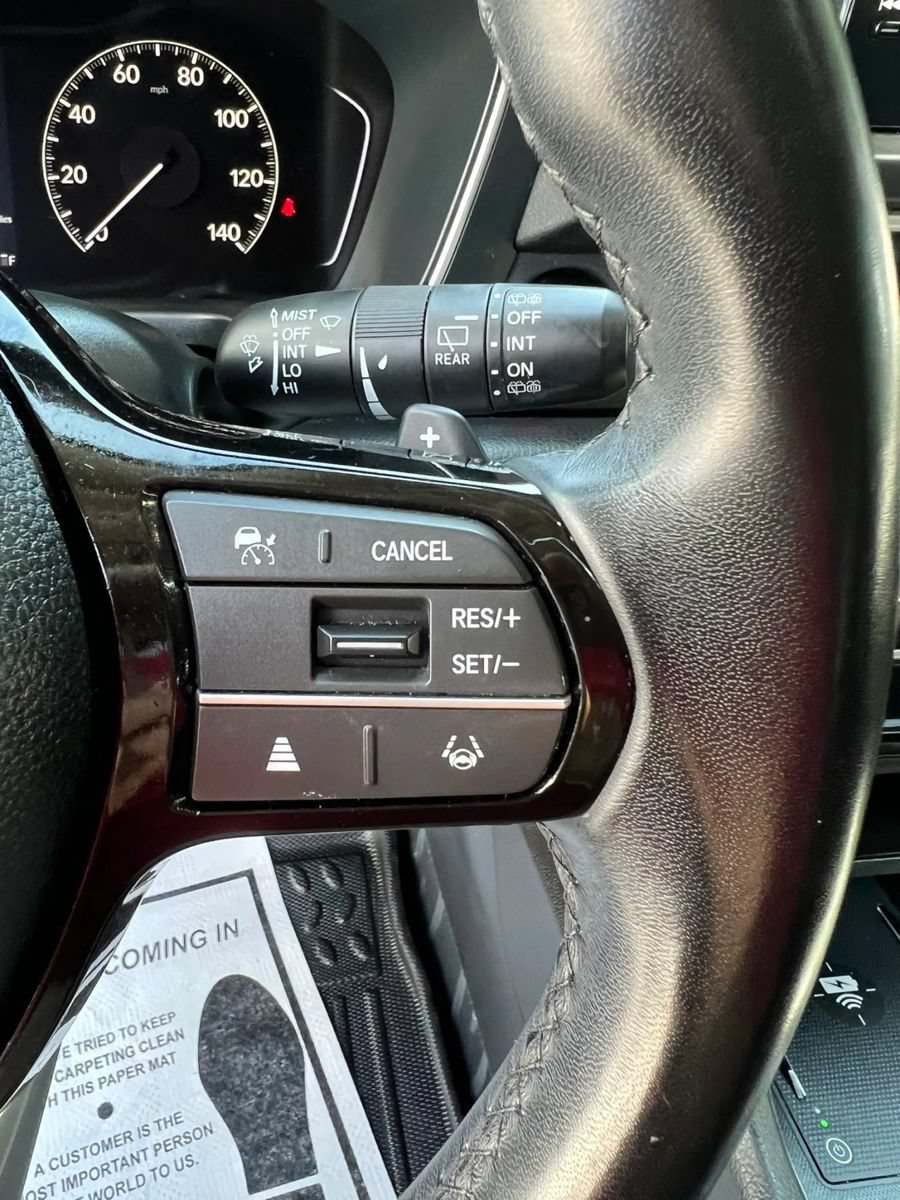 Used 2024 Honda Pilot Touring image 18