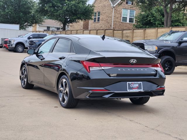 Used 2022 Hyundai Elantra Limited FWD video 3