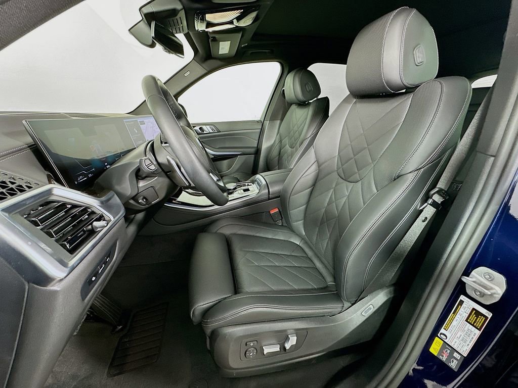 Used 2025 BMW X5 xDrive50e image 21