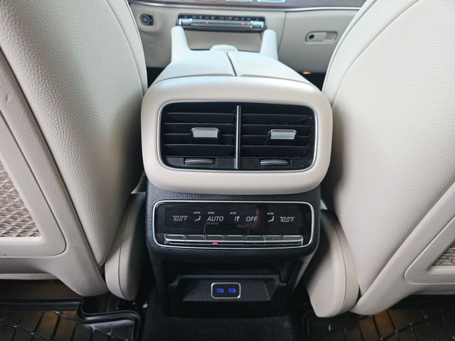 Used 2026 Mercedes-Benz GLS 450 4MATIC image 34