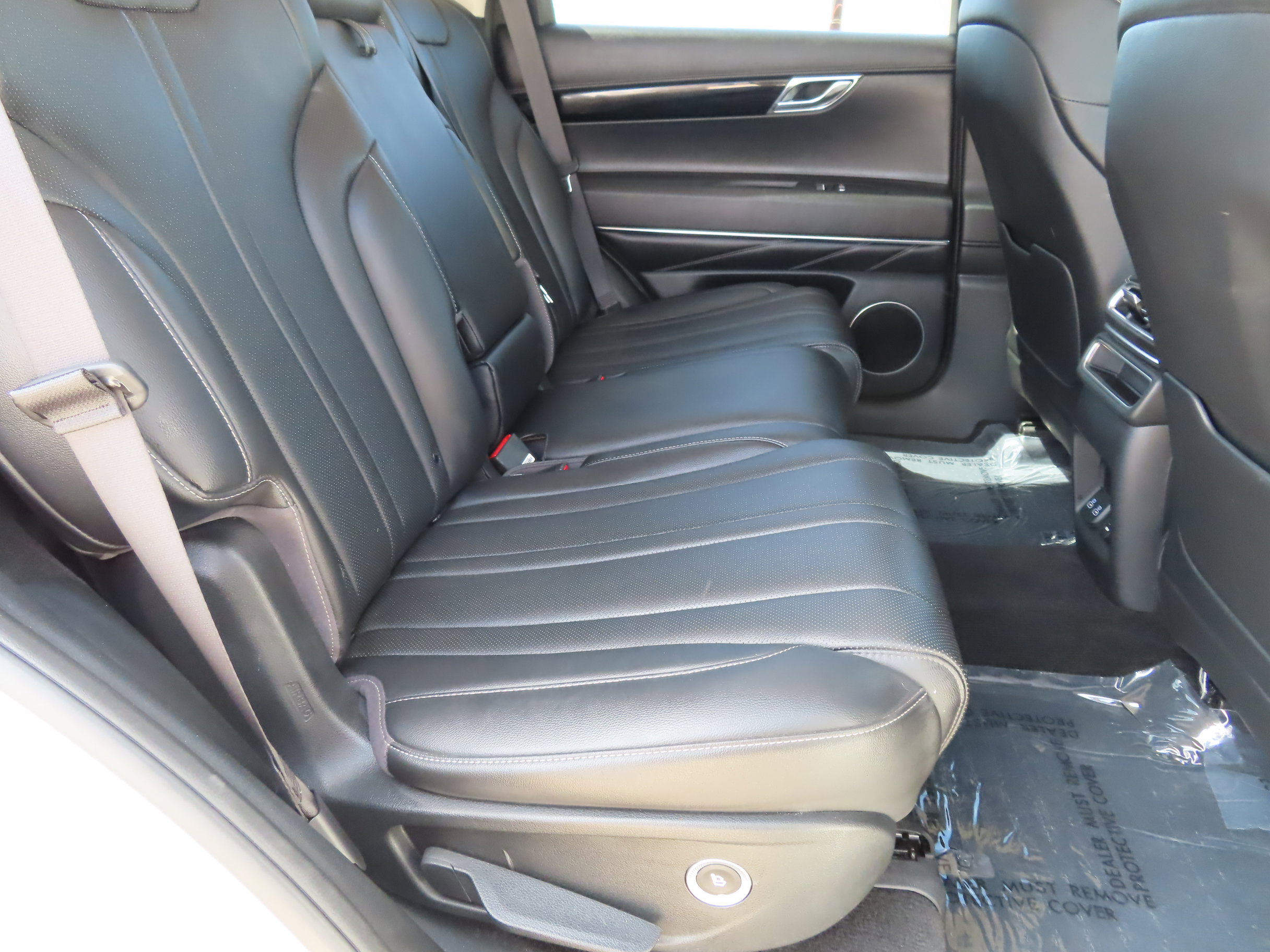 Used 2025 Genesis GV80 2.5T Standard AWD/4WD image 15
