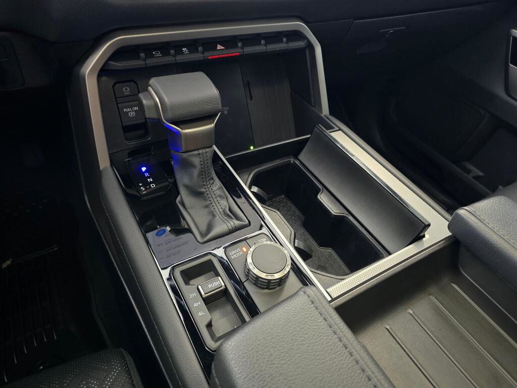 Certified 2025 Toyota Sequoia Limited AWD/4WD image 34