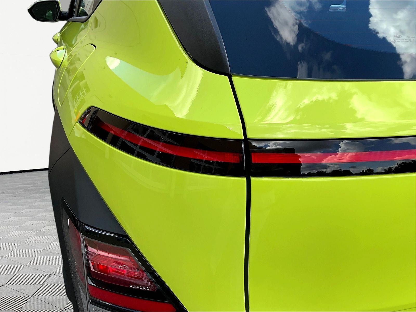 New 2027 Hyundai Kona SE AWD/4WD image 14