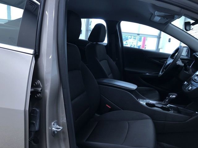 Used 2024 Chevrolet Malibu LT image 23