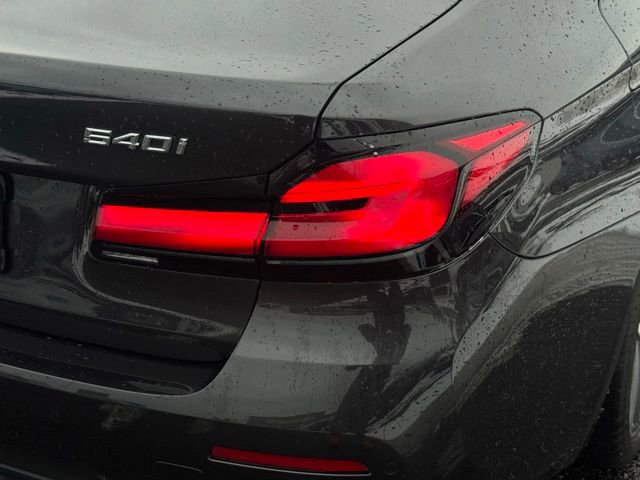 Used 2023 BMW 540i xDrive 540i xDrive w/ Premium Package image 10