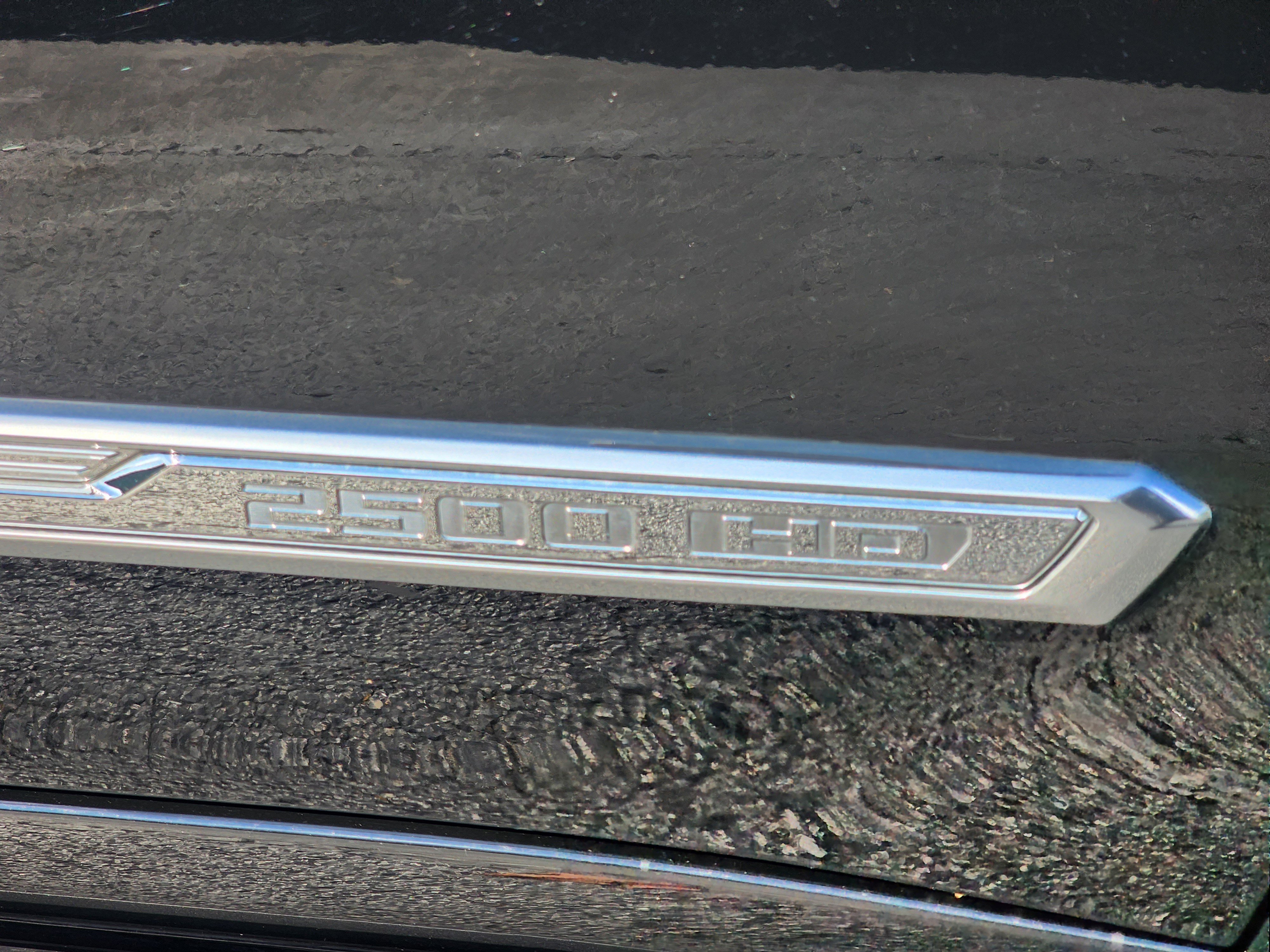 Used 2024 Chevrolet Silverado 2500 High Country w/ High Country Premium Package image 7