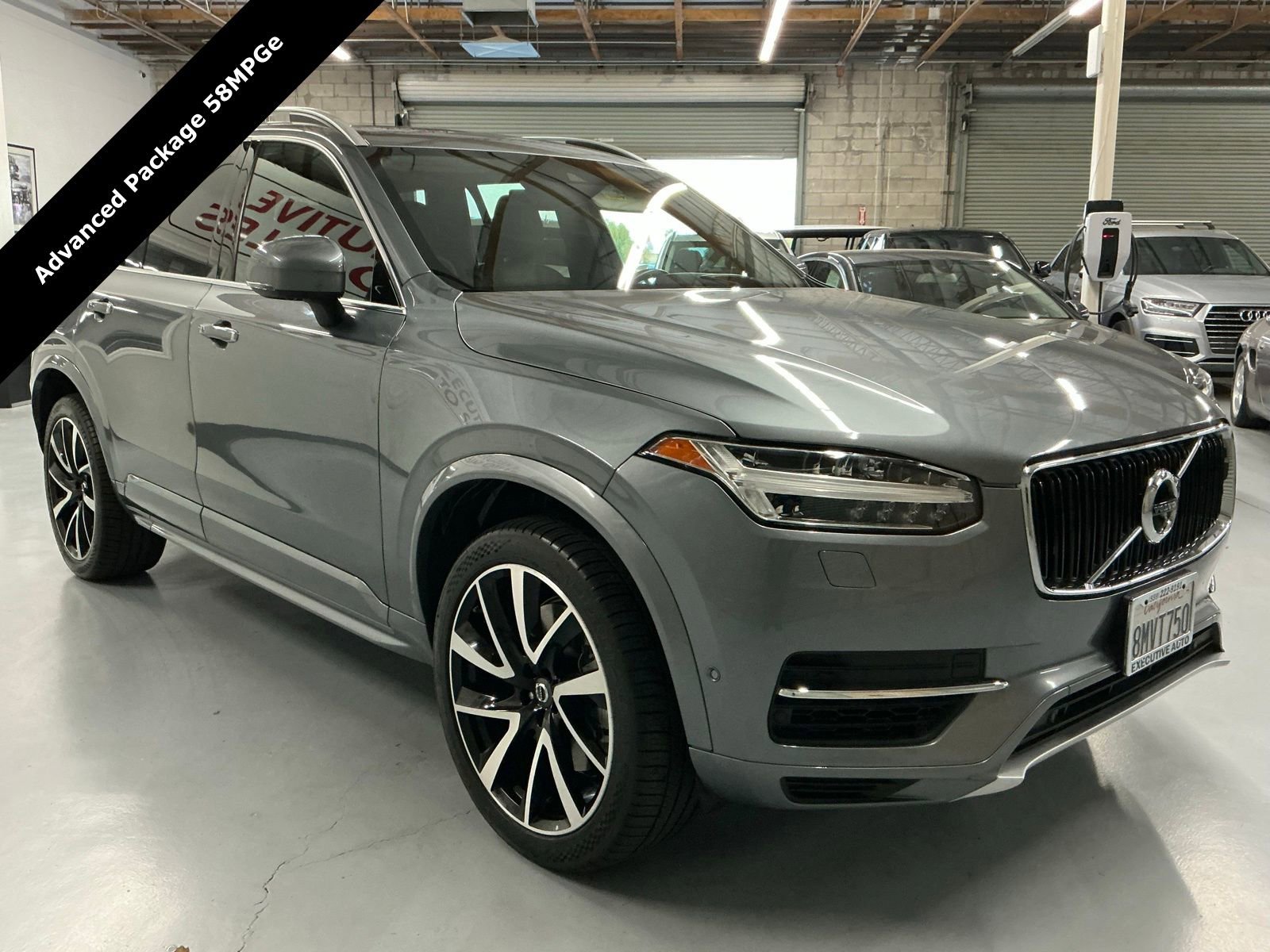 Used 2019 Volvo XC90 T8 Momentum w/ Advanced Package image 3