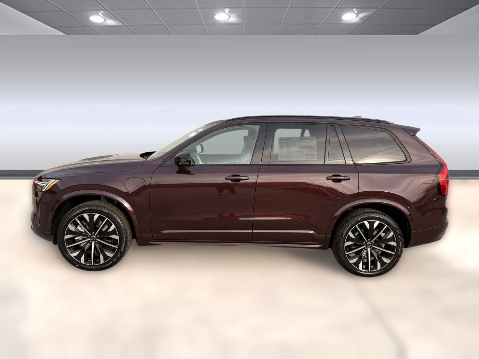 New 2026 Volvo XC90 T8 Ultra w/ Protection Package image 2