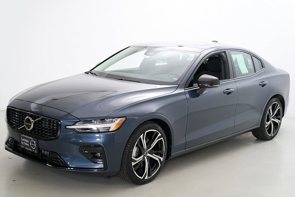 Certified 2024 Volvo S60 B5 Plus AWD/4WD image 5