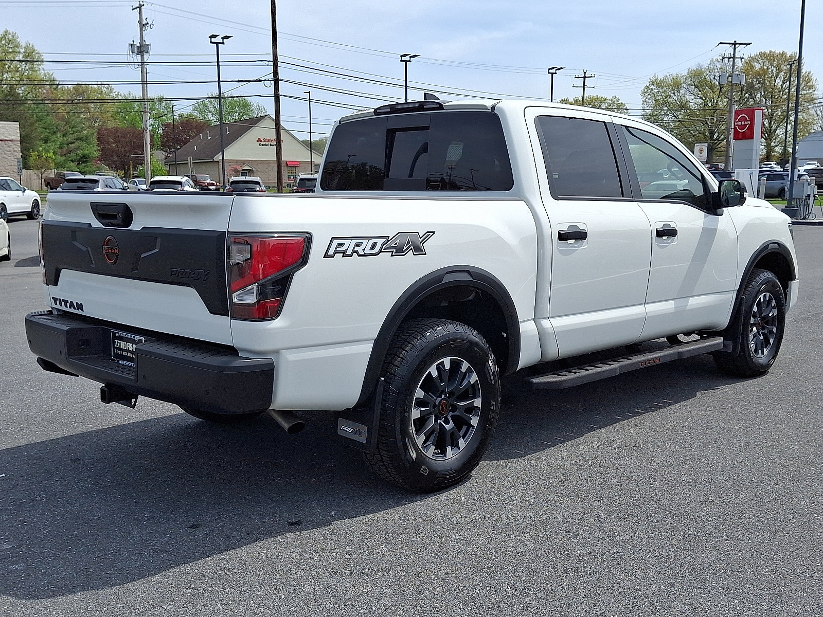 Certified 2024 Nissan Titan PRO-4X w/ Pro-4x Convenience Package AWD/4WD image 8