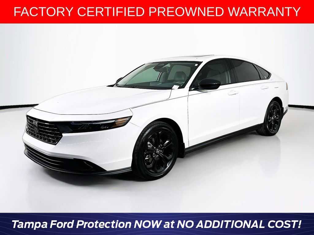 Used 2025 Honda Accord SE image 1