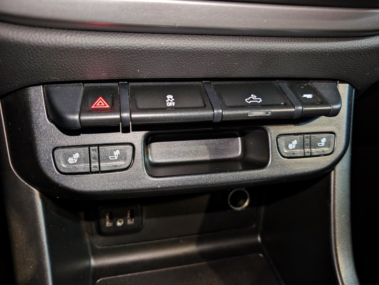 Used 2019 Chevrolet Colorado LT w/ Colorado RST Special Edition RWD image 41