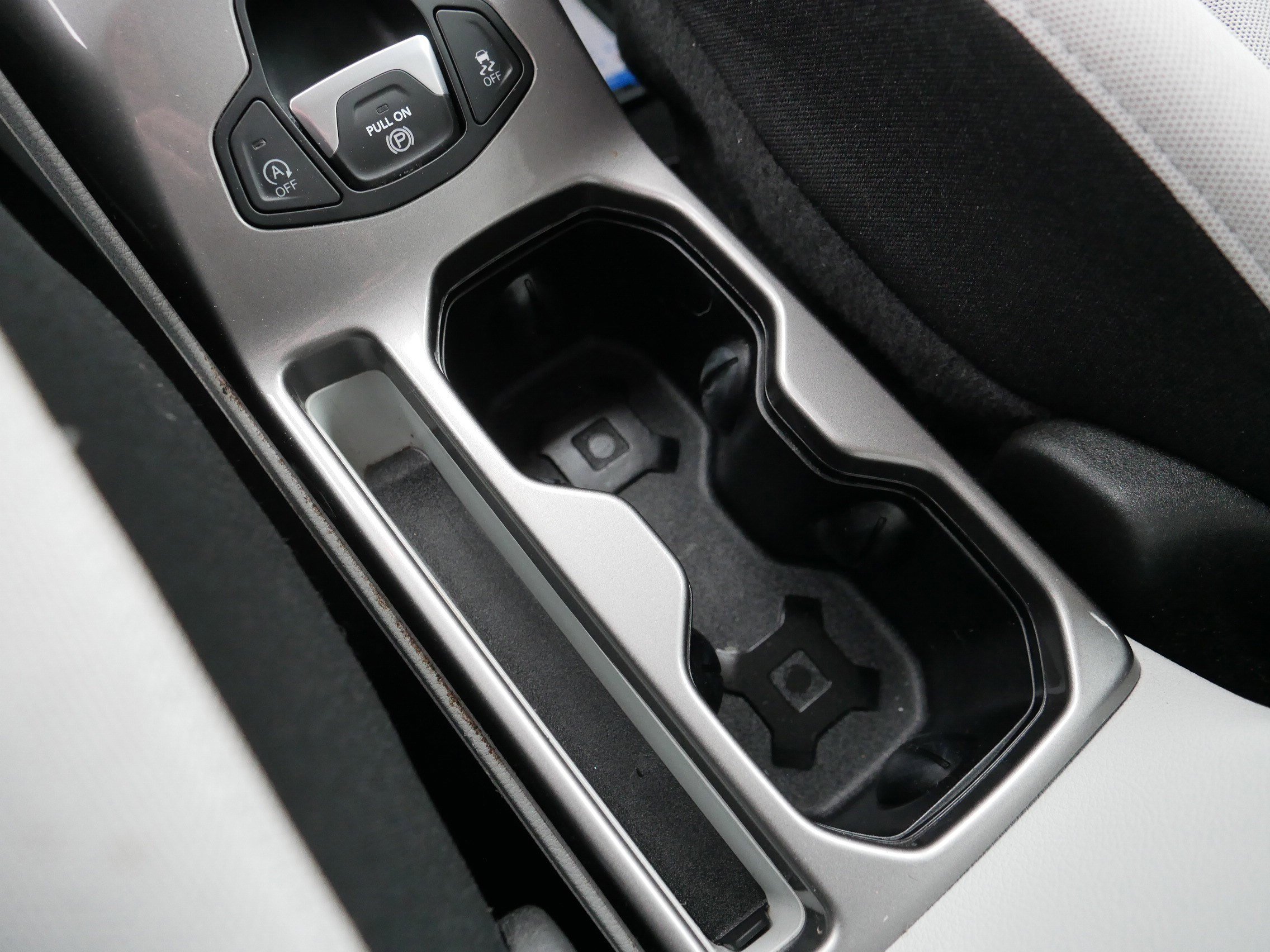 Certified 2022 Jeep Renegade Latitude w/ Convenience Group image 36