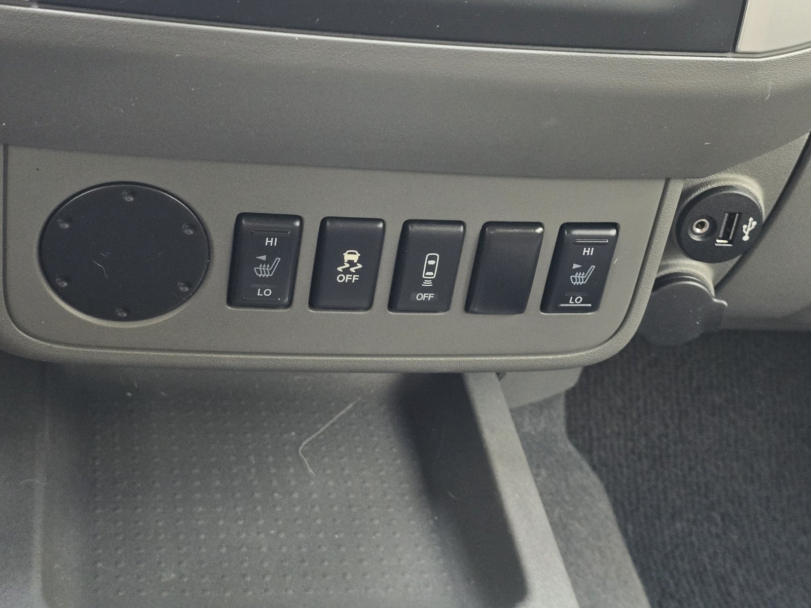 Used 2019 Nissan Frontier SV w/ Value Truck Package RWD image 21