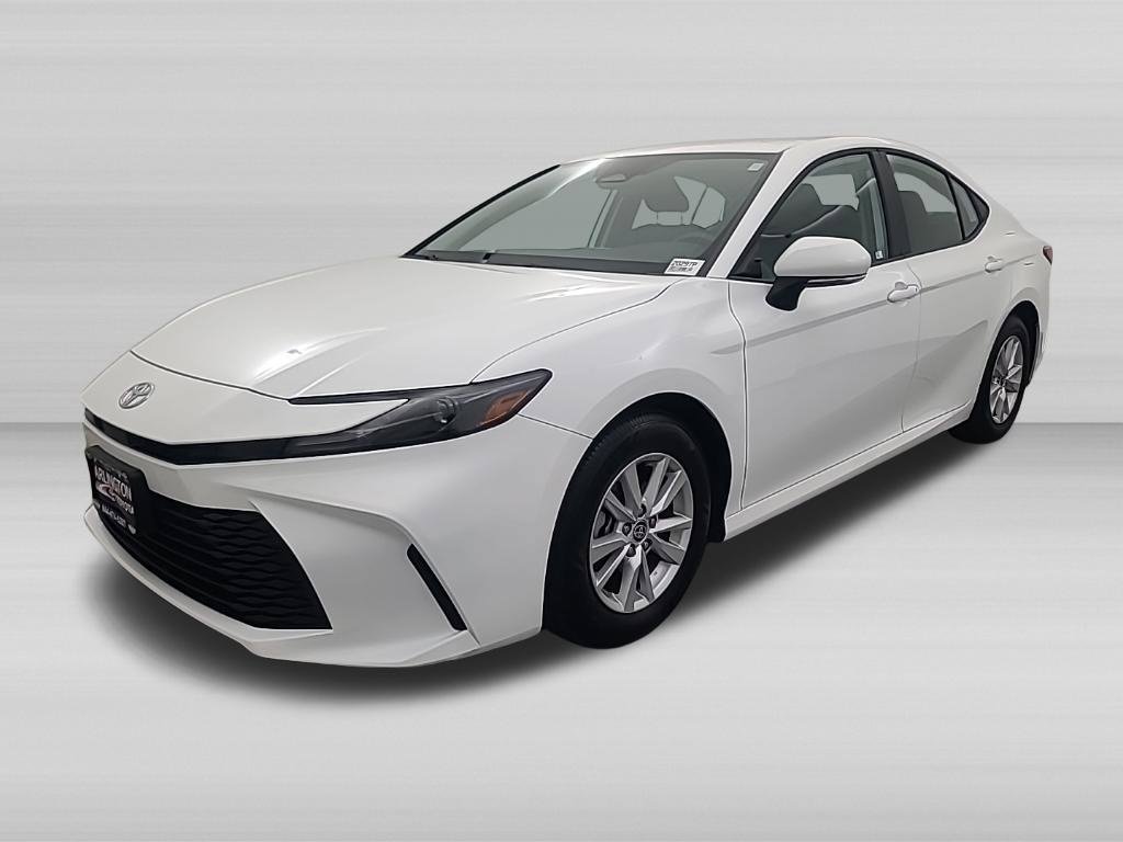 Used 2026 Toyota Camry LE FWD image 9
