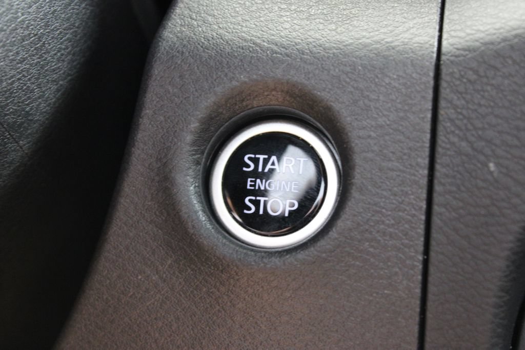 Used 2023 Nissan Frontier Pro-X w/ Pro Convenience Package RWD image 12