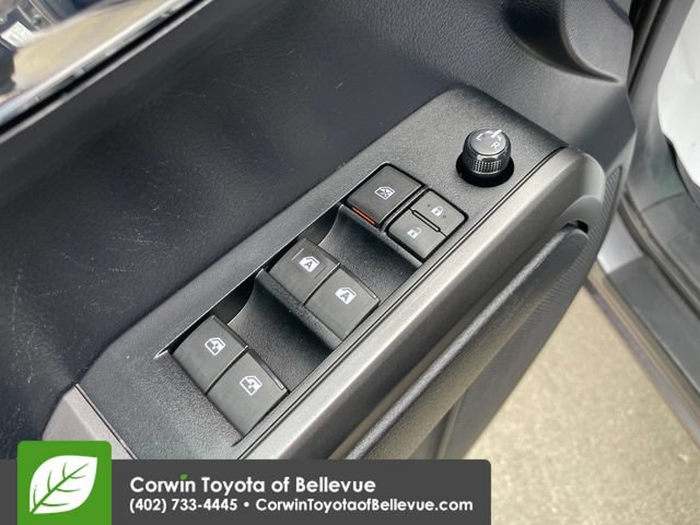 Used 2019 Toyota Tacoma TRD Sport w/ Technology Package AWD/4WD image 19