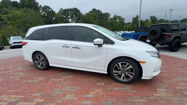 Used 2024 Honda Odyssey Touring image 3
