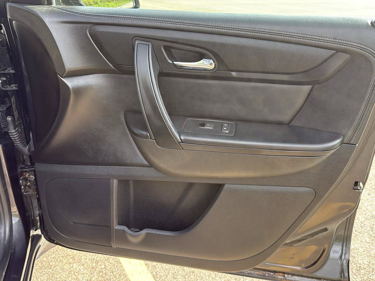 Used 2015 Chevrolet Traverse LT AWD/4WD image 27
