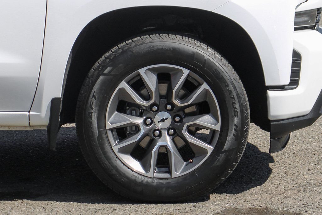 Used 2020 Chevrolet Silverado 1500 RST AWD/4WD image 41