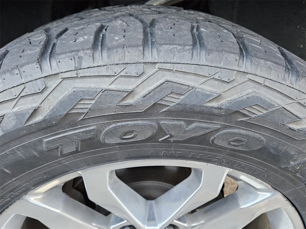 Used 2022 GMC Sierra 1500 SLT image 8