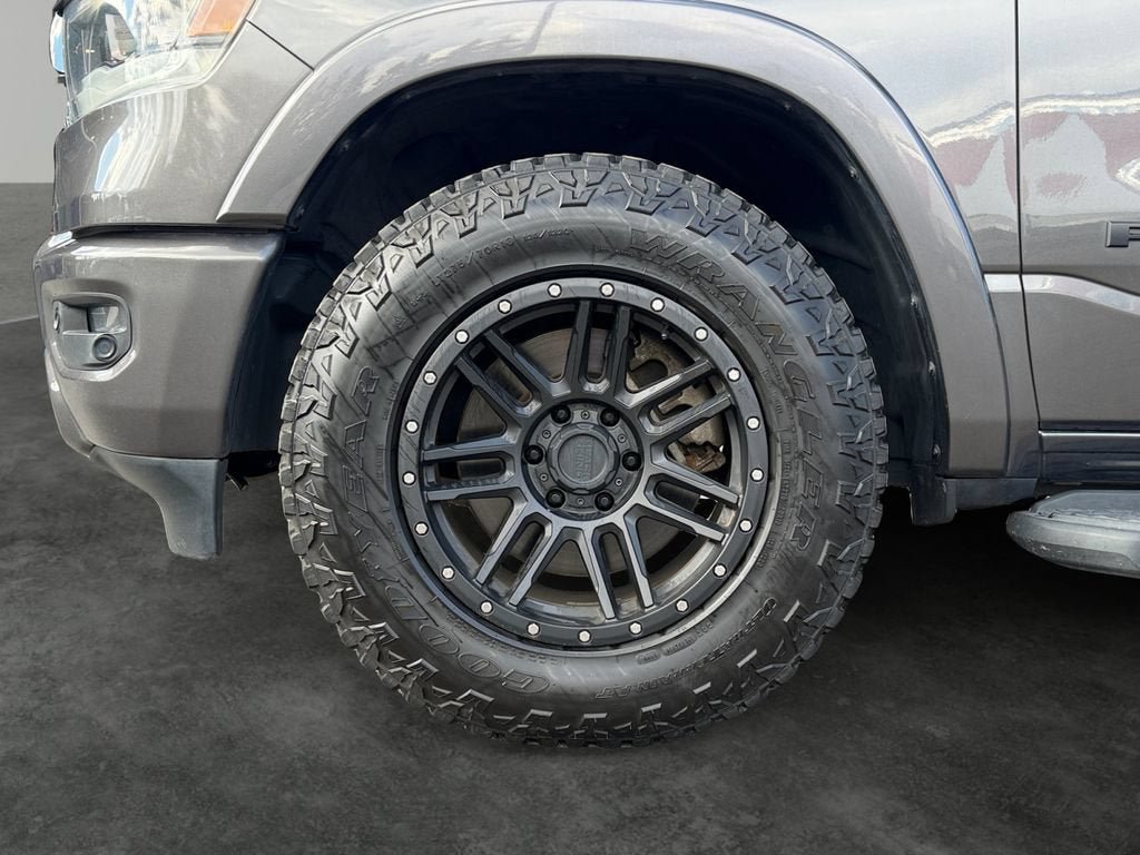 Used 2021 RAM 1500 Laramie AWD/4WD image 4