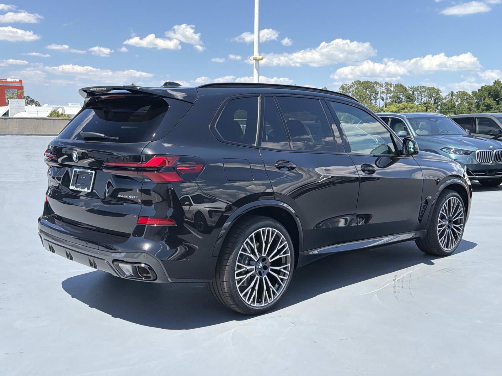 New 2026 BMW X5 xDrive40i w/ Executive Package AWD/4WD image 3