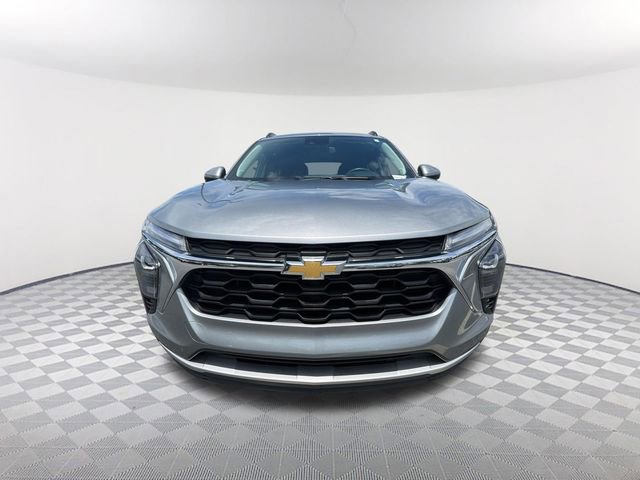 Used 2024 Chevrolet Trax LT w/ LT Convenience Package FWD video 2