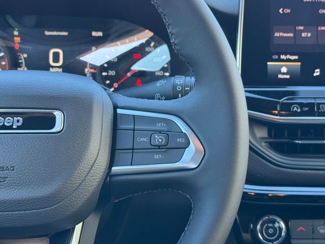 New 2026 Jeep Compass Latitude image 15