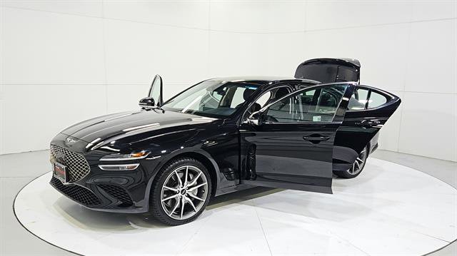 Used 2025 Genesis G70 2.5T AWD/4WD image 30