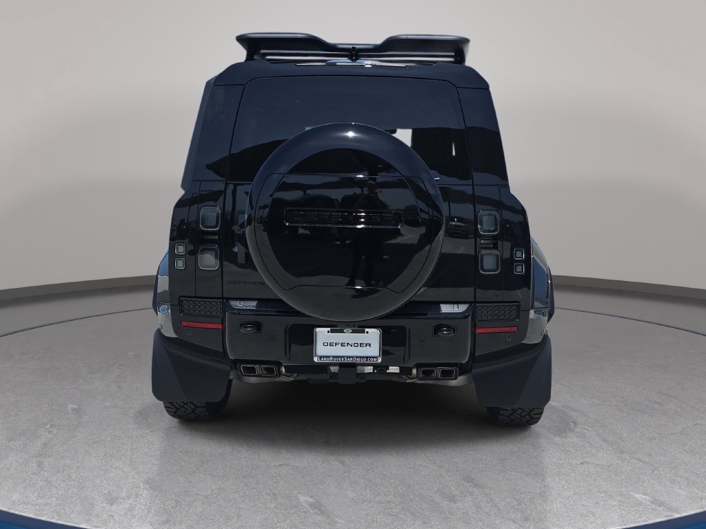 New 2026 Land Rover Defender 110 OCTA AWD/4WD image 6