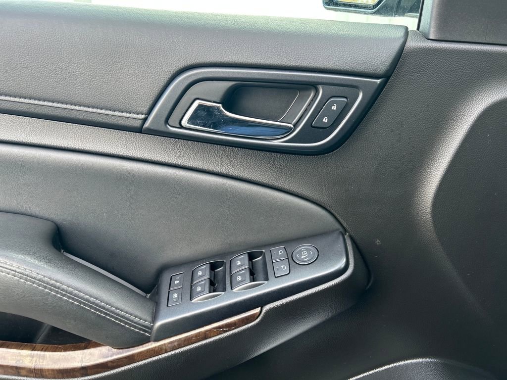 Used 2017 Chevrolet Tahoe LT image 12