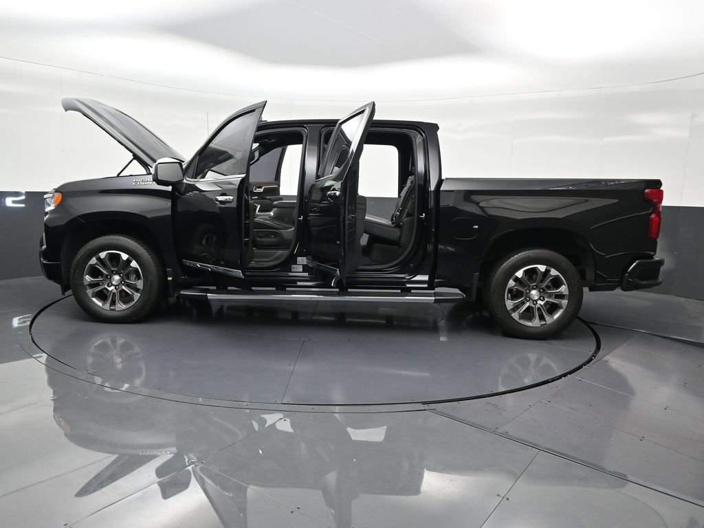 Used 2024 Chevrolet Silverado 1500 High Country RWD image 36