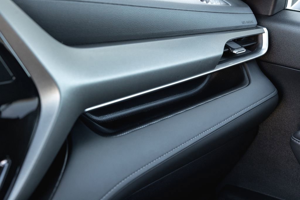 Certified 2025 Toyota Highlander XLE image 23