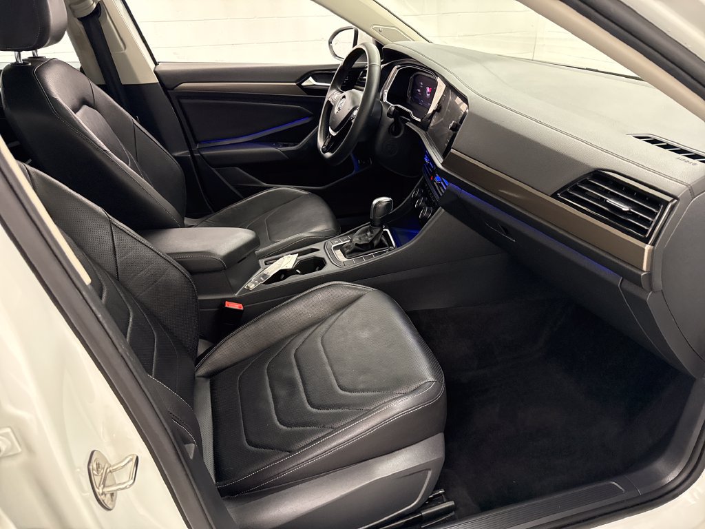 Used 2020 Volkswagen Jetta SEL Premium FWD image 27