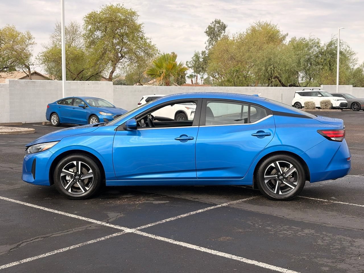 Certified 2024 Nissan Sentra SV FWD image 3