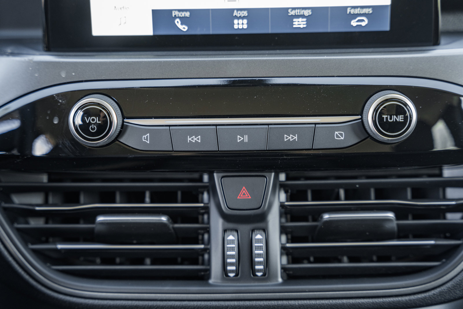 New 2026 Ford Escape Active w/ Cold Weather Package image 23