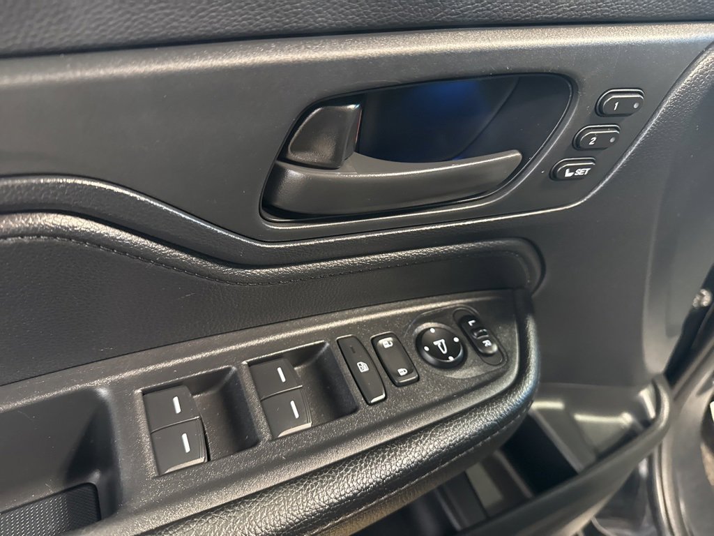 Used 2024 Honda Odyssey EX-L image 21
