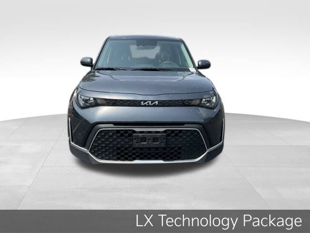Certified 2024 Kia Soul LX w/ Option Group 015 FWD image 3