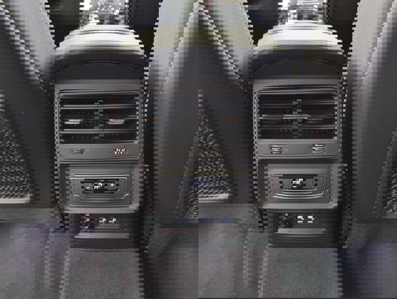 Certified 2025 Audi Q7 2.0T Premium Plus w/ Premium Plus Package image 21